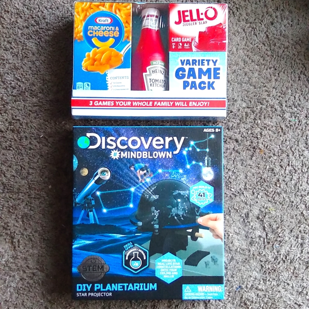 FAMILY FUN BUNDLE! Discovery DIY  Planetarium Projector + Jello Kraft Game Pack